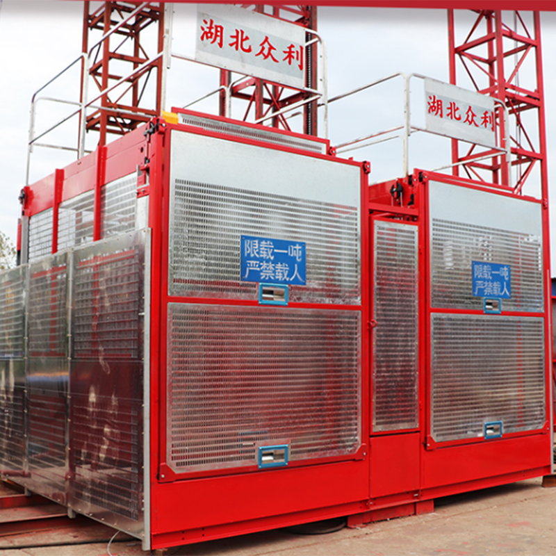 Строительный лифт SC100/100